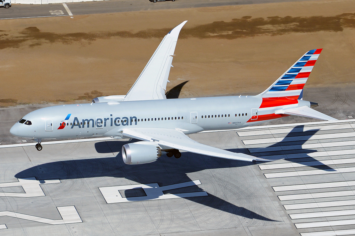 An American Airlines Boeing 787 Dreamliner.