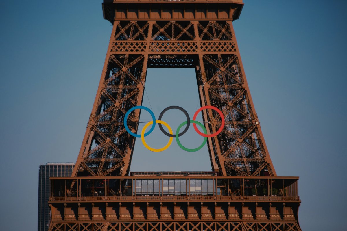 Paris' Eiffel Tower with the Olympics logo. Photo Credit: Bo Zhang