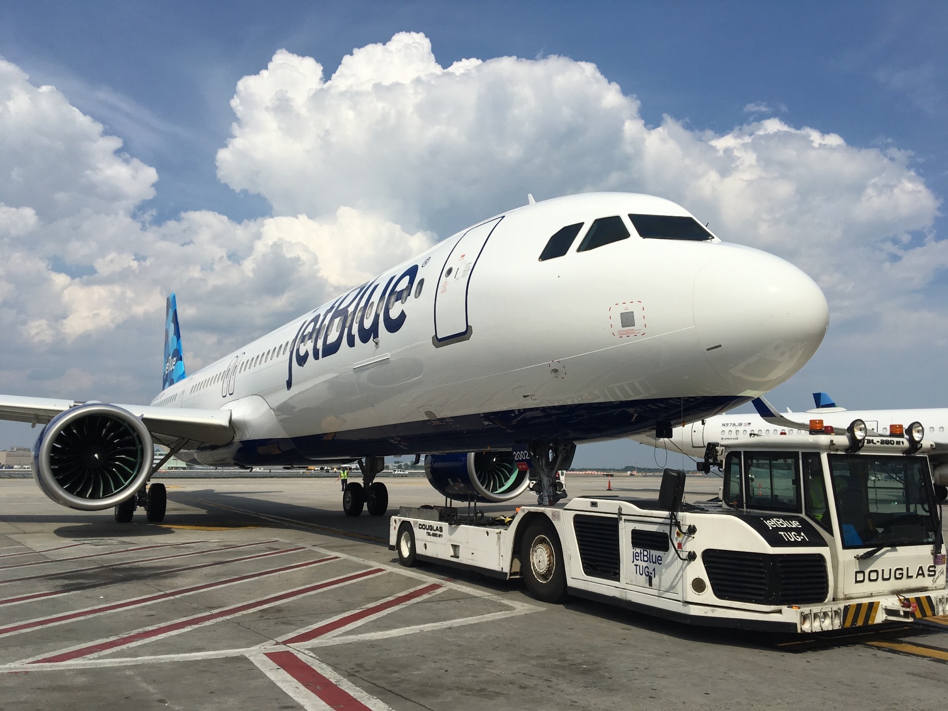 A JetBlue A321neo on the tarmac. JetBlue